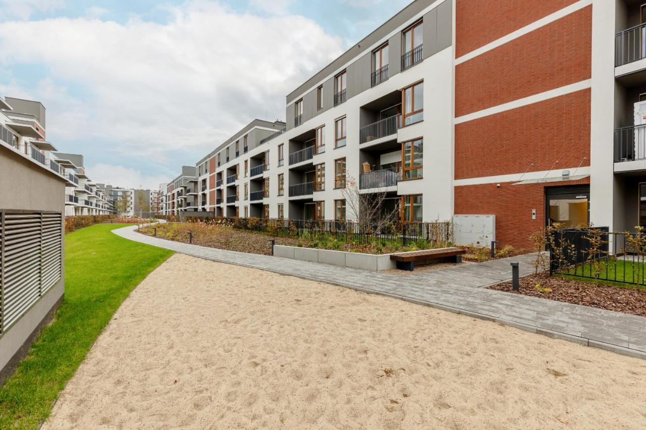 Leilighet Sarmacka With Gym, Sauna And Parking By Renters Warszawa