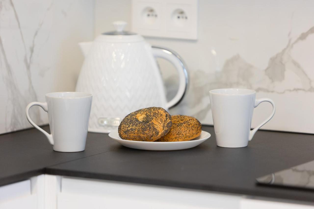 Sarmacka With Gym, Sauna And Parking By Renters Warsaw