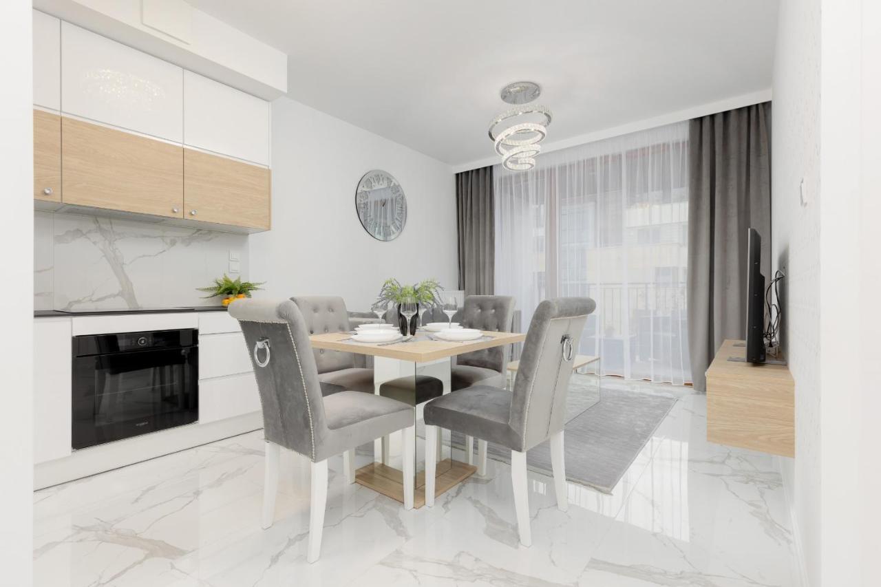Sarmacka With Gym, Sauna And Parking By Renters